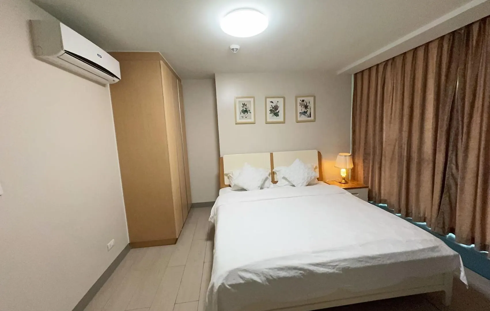 One Uptown Residences Manila Apartment