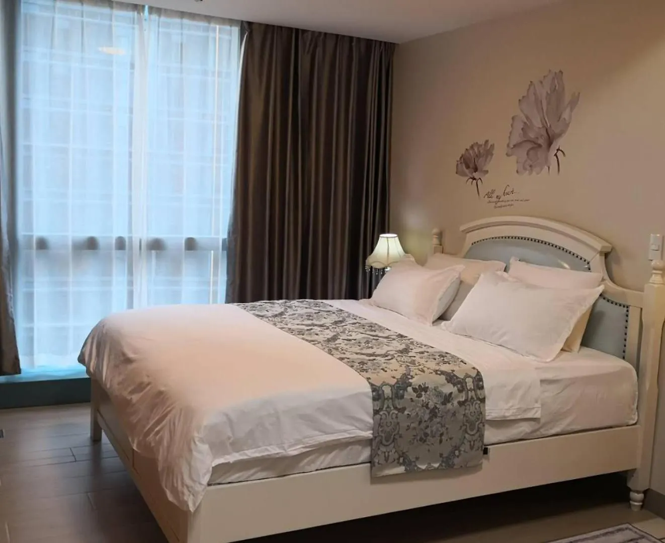 One Uptown Residences Manila