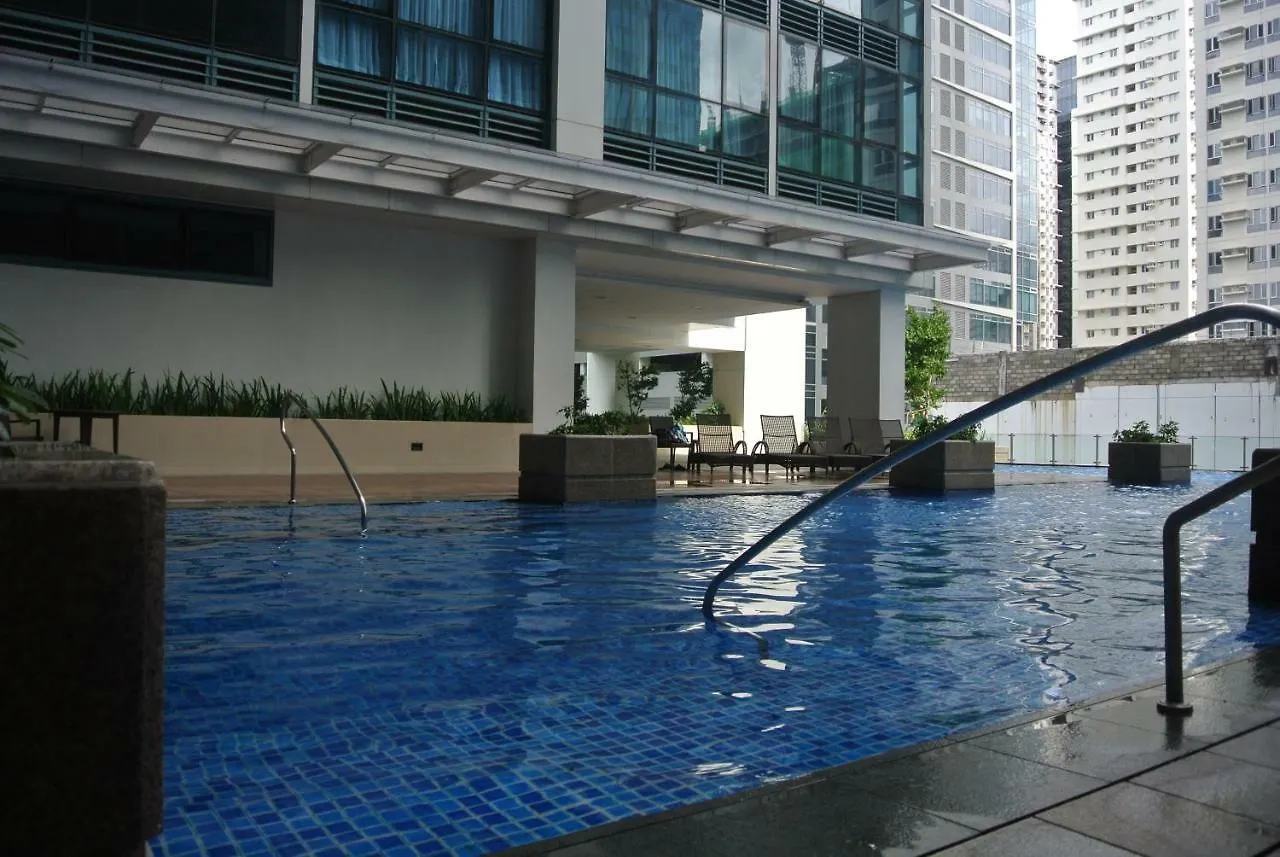 One Uptown Residences マニラ市