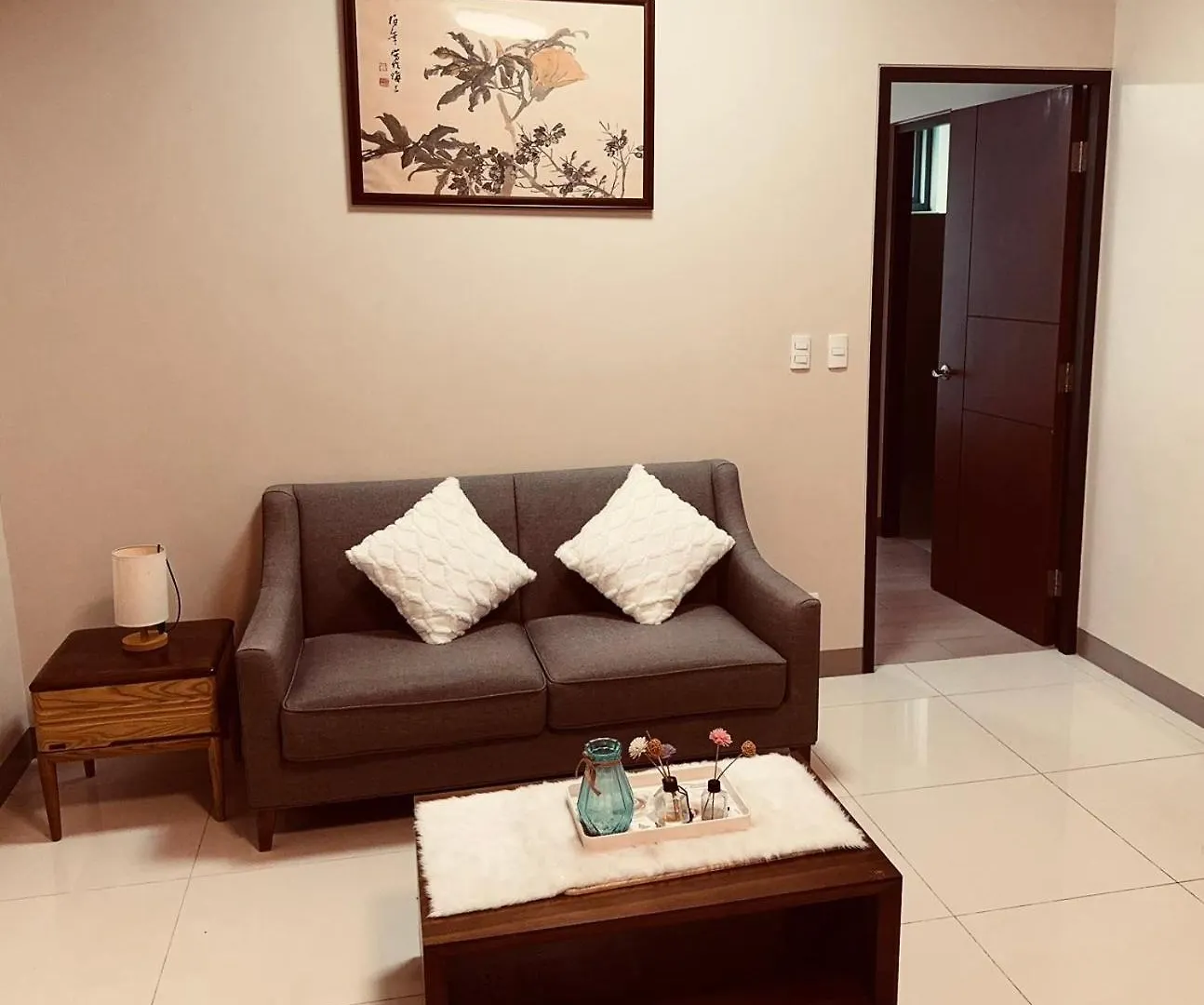 One Uptown Residences Manila Apartment