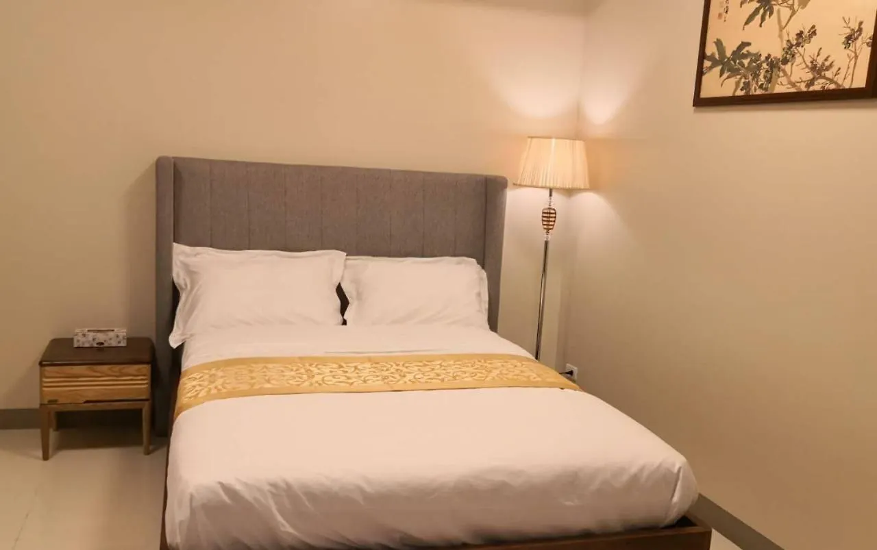 One Uptown Residences Manila 0*,